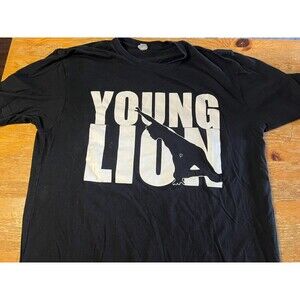 Young Lion T-Shirt Reggae Rasta Black Tee Size Large Vintage Music Concert